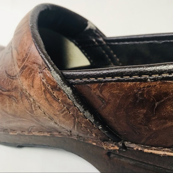 Dansko XP Clog Dark Brown Floral Tooled Leather Dark Brown Wood Shoe Size 37 (7) - Picture 9 of 14